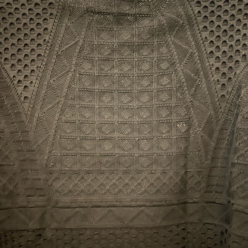 BCBG Maxazria Staci textured black long sleeved cropped cardigan shrug  XXS EUC - Picture 11 of 12